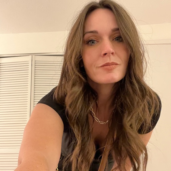 Meet your Posher, Morgan - Picture 2 of 5